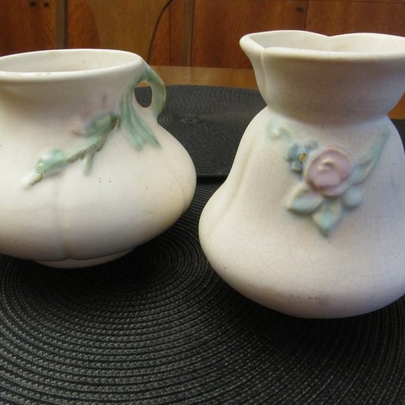 WELLER Floral TWO pieces, small vases with apple blossoms signed Antique - Picture 1 of 7